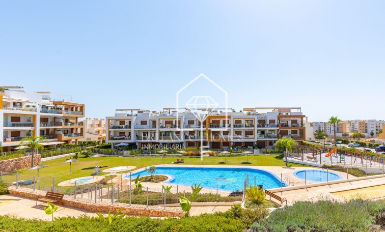 Resale - Apartment - Orihuela Costa - Villamartín-Las Filipinas