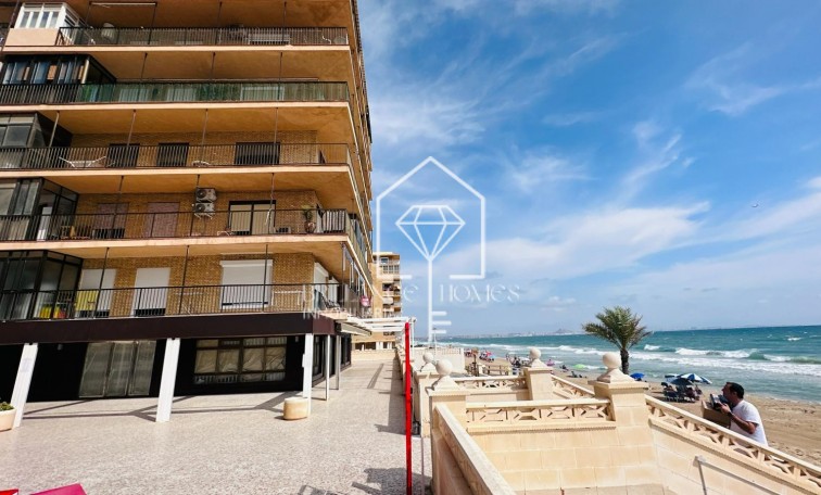 Segunda mano - Apartamento - Los Arenales del Sol - Arenales