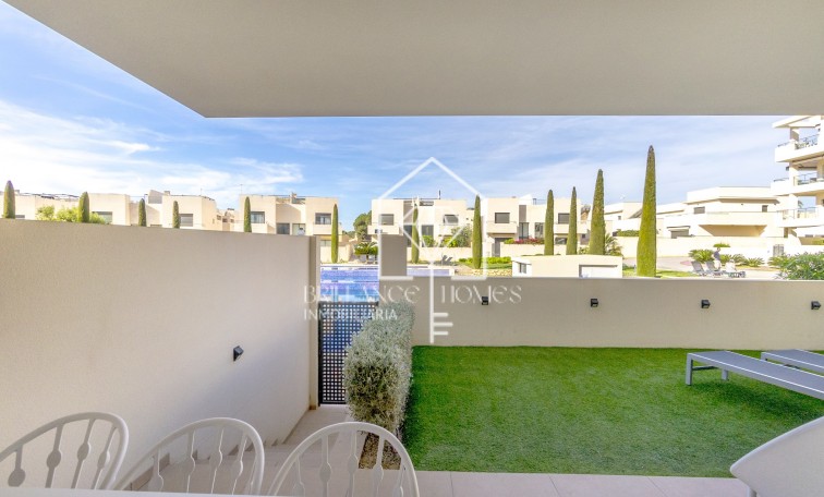 Sprzedaż - Apartament - Orihuela Costa - Urbanización Montezenia-Torrezenia