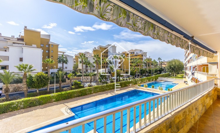 Resale - Apartment - Punta Prima - El Acequión