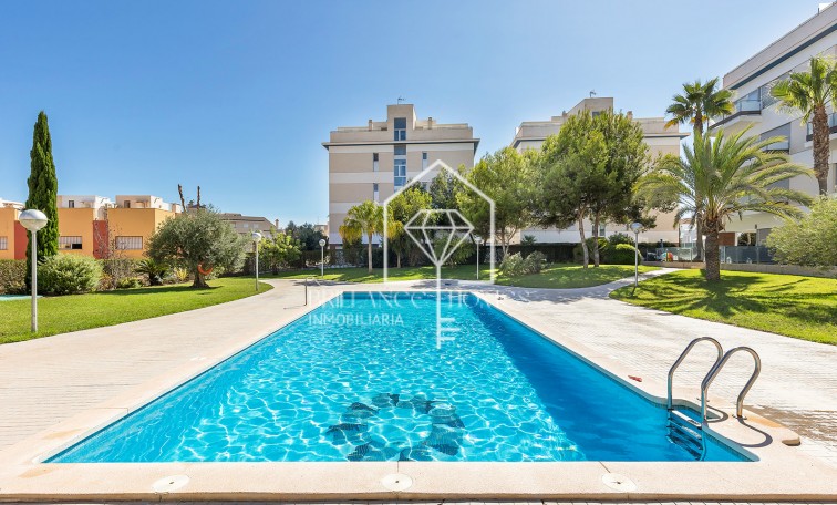 Sprzedaż - Apartament - Orihuela Costa - Villamartín-Las Filipinas