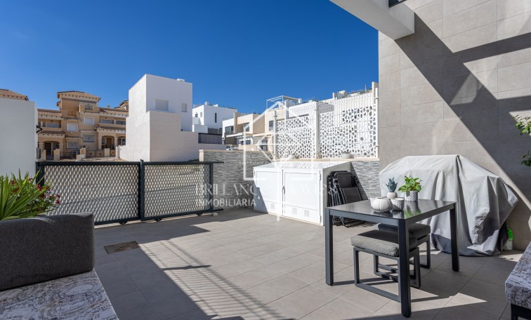 Resale - Town house - Orihuela Costa - Villamartín