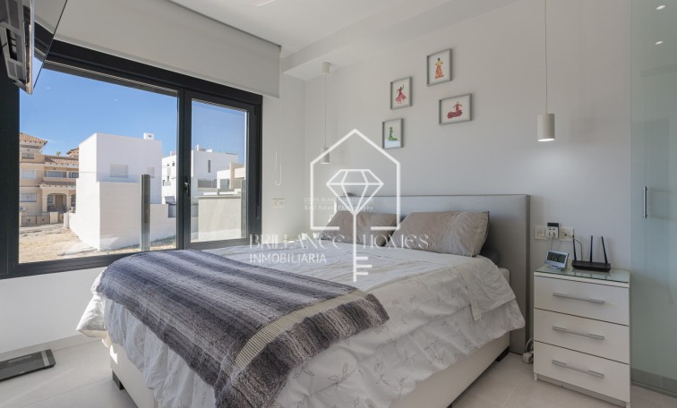 Resale - Town house - Orihuela Costa - Villamartín