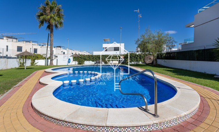 Sprzedaż - Town house - Orihuela Costa - Villamartín