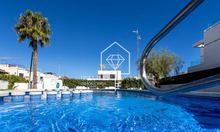 Revente - Town house - Orihuela Costa - Villamartín