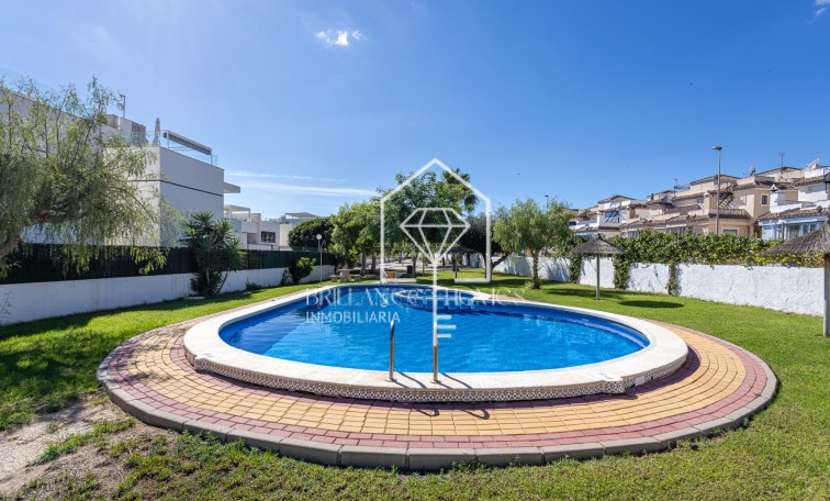 Segunda mano - Town house - Orihuela Costa - Villamartín