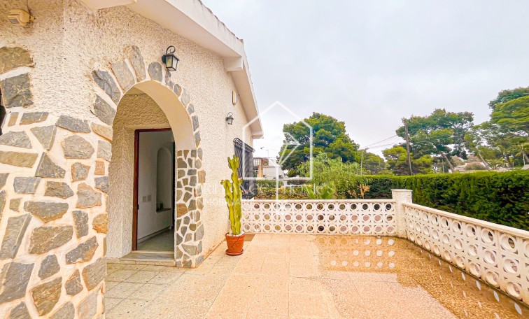 Sale - Villa - Los Balcones - Los Altos del Edén