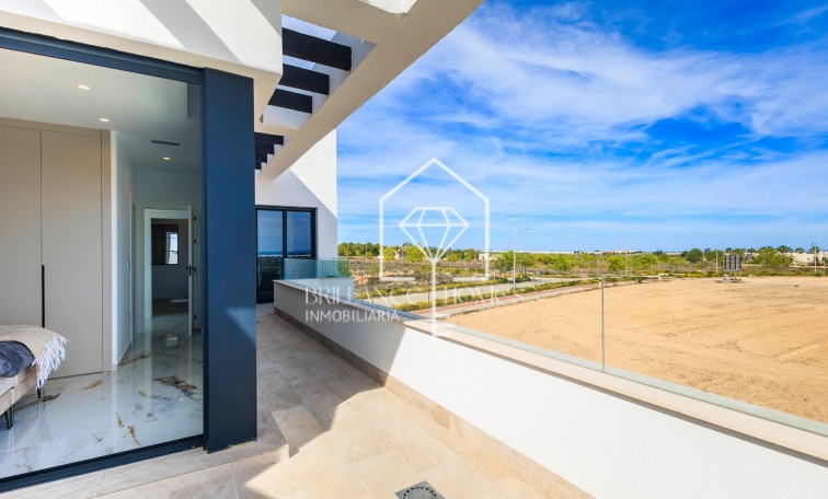 Obra nueva - Villa - Torrevieja