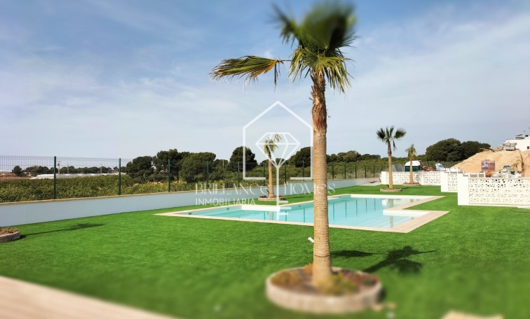 Obra nueva - Villa - Torrevieja