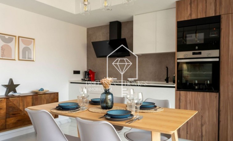 Sprzedaż - Apartment/mieszkanie - Torrevieja