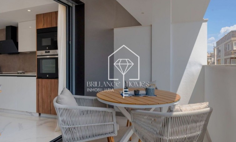Sprzedaż - Apartment/mieszkanie - Torrevieja