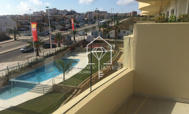 Segunda mano - Apartamento / piso - Los Arenales del Sol - Arenales