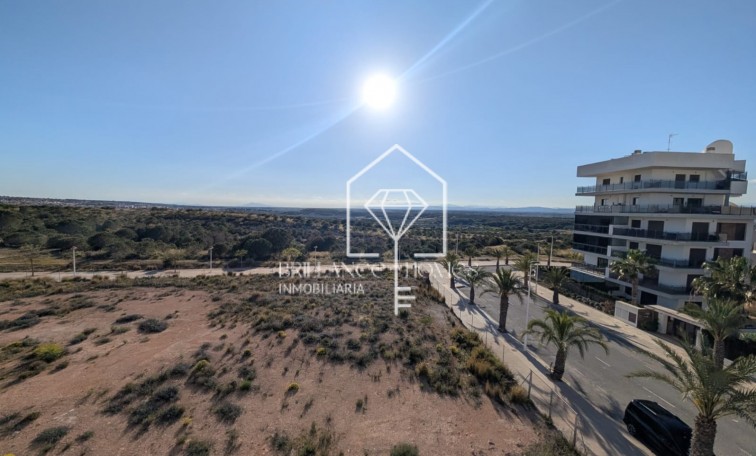 Segunda mano - Apartamento / piso - Los Arenales del Sol - Arenales
