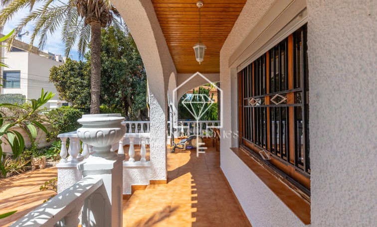 Segunda mano - Villa - Torrevieja - Rocio del Mar