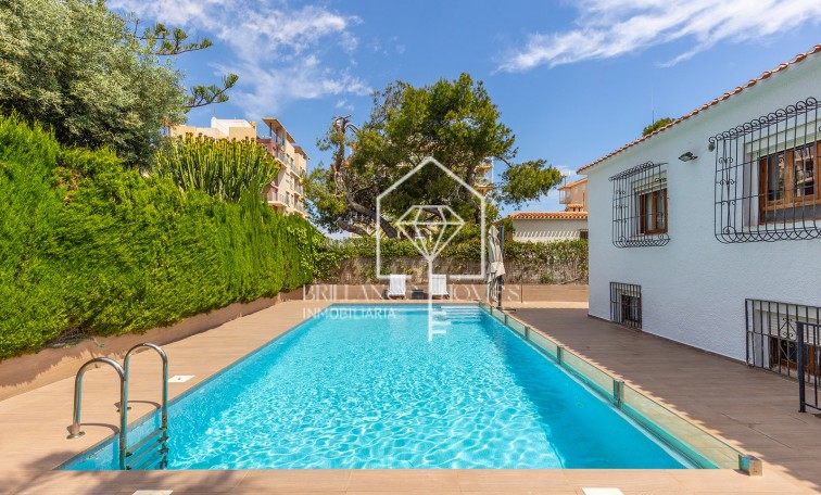 Segunda mano - Villa - Torrevieja - Rocio del Mar