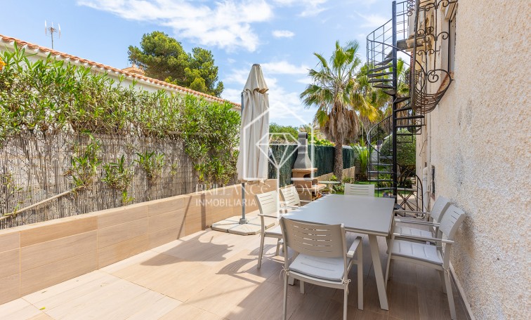 Segunda mano - Villa - Torrevieja - Rocio del Mar