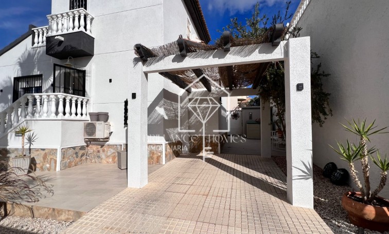 Sale - Detached villa - Benijofar