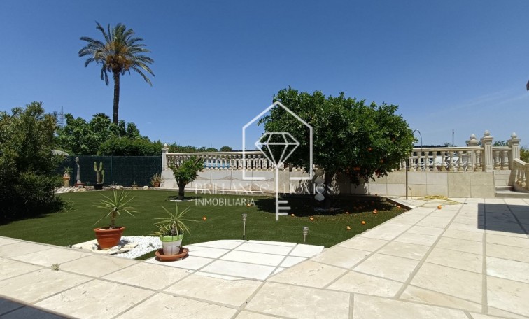 Revente - country house - Albatera