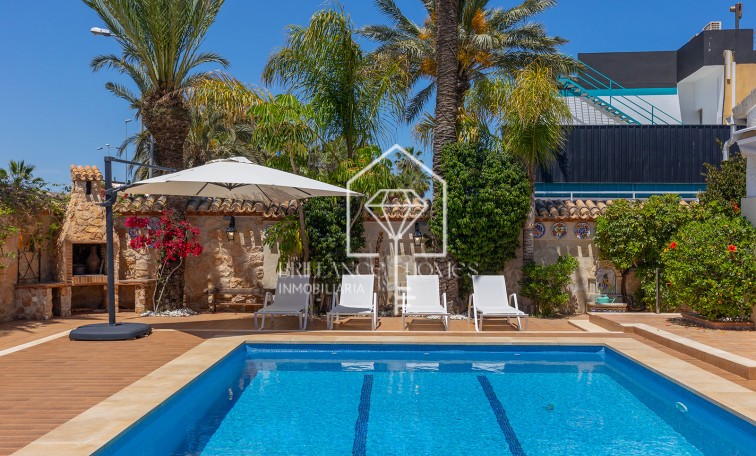 Revente - Villa - Orihuela - Orihuela Costa