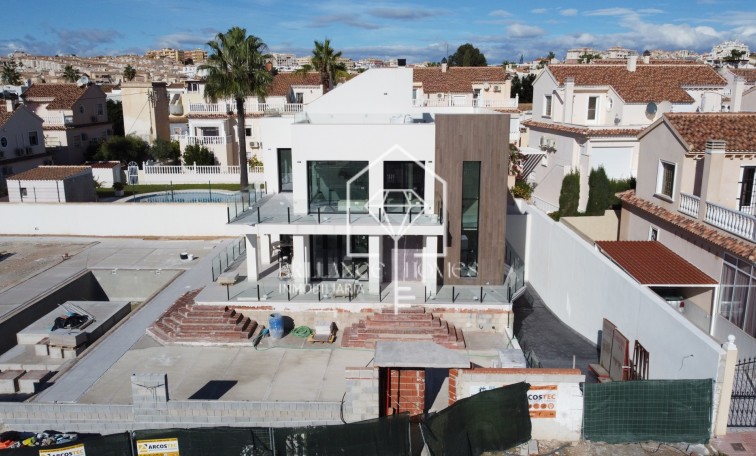 Nowa konstrukcja - Villa - Torrevieja - Torrelamata - La Mata