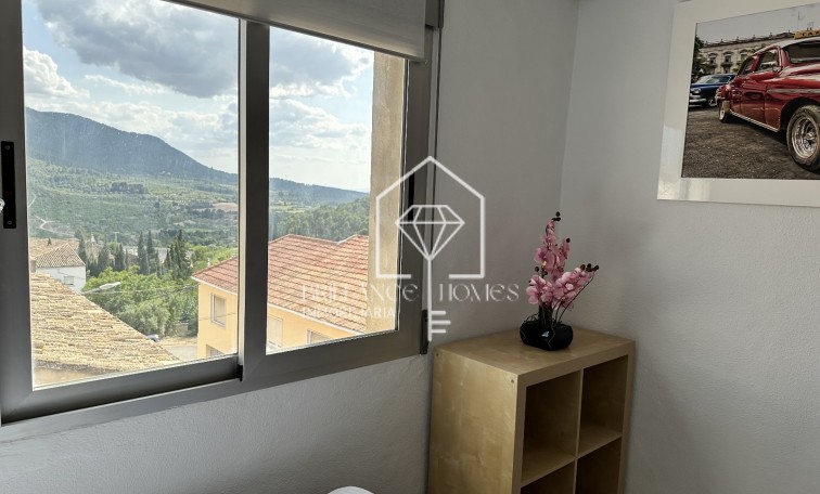 Revente - Casa - Alicante - Banyeres de Mariola