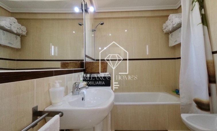 Segunda mano - Bungalow - Los Arenales del Sol - Arenales