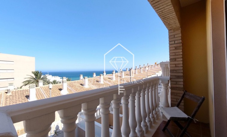 Segunda mano - Bungalow - Los Arenales del Sol - Arenales