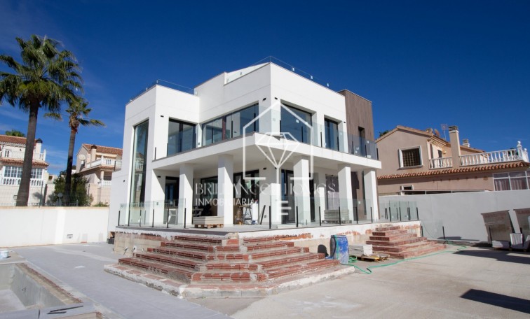 Nowa konstrukcja - Villa - Torrevieja - Torrelamata - La Mata