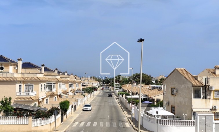 Revente - Townhouse - La Regia