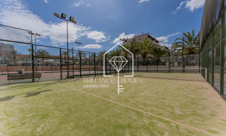 Segunda mano - Apartamento / piso - Los Arenales del Sol - Arenales