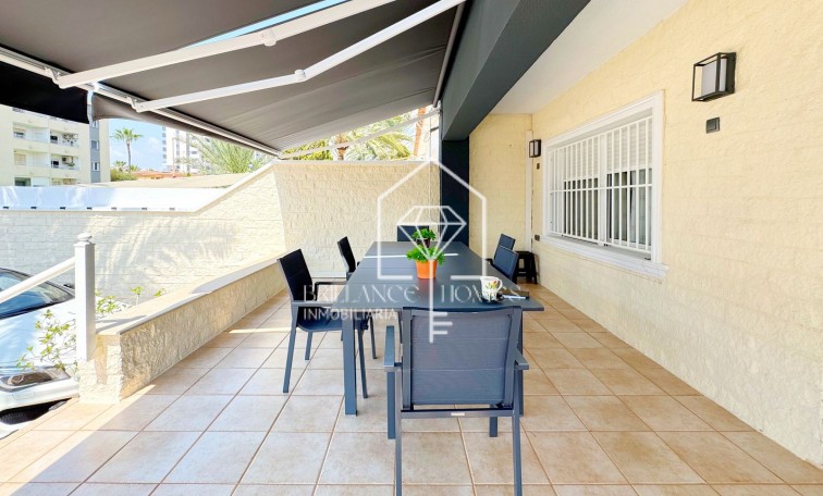 Segunda mano - Villa - Torrevieja - Rocio del Mar