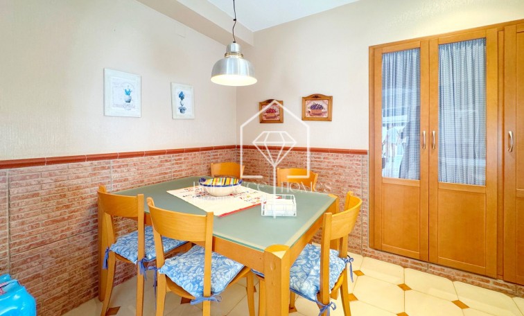 Segunda mano - Villa - Torrevieja - Rocio del Mar