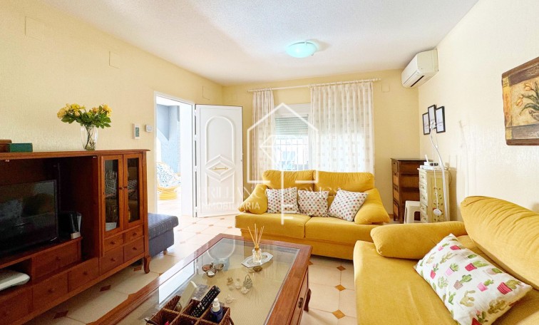 Segunda mano - Villa - Torrevieja - Rocio del Mar