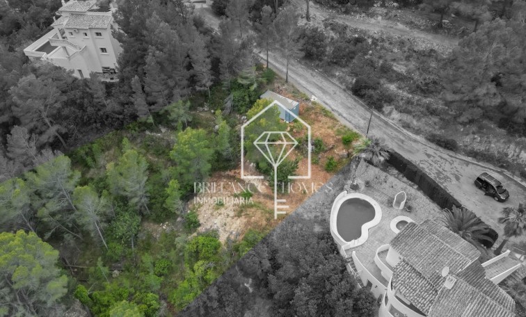 Sale - Plot / Land - Altea