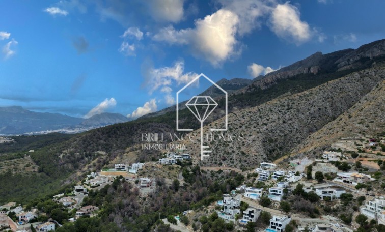 Sale - Plot / Land - Altea