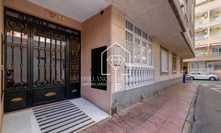 Revente - Apartment - Torrevieja - Centro