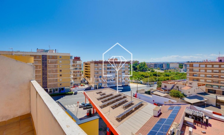 Segunda mano - Ático - Torrevieja