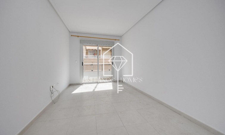 Revente - Apartment - Torrevieja - Centro