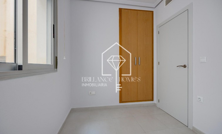 Revente - Apartment - Torrevieja - Centro