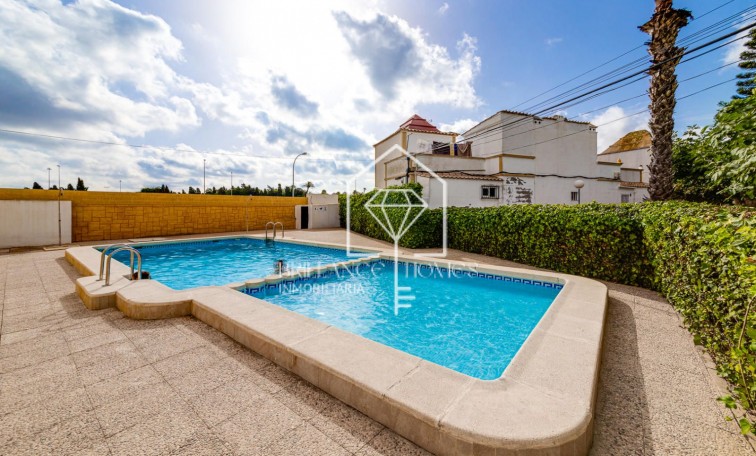Revente - Terraced House - Torrevieja - Zona Carrefour