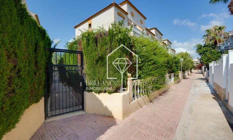 Sprzedaż - Apartament - Punta Prima