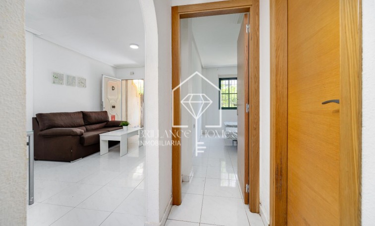 Sprzedaż - Apartament - Punta Prima