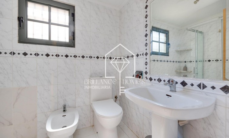 Sprzedaż - Apartament - Punta Prima