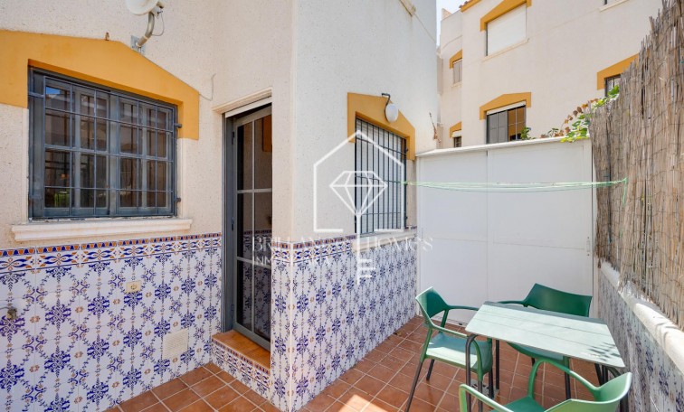 Sprzedaż - Apartament - Punta Prima
