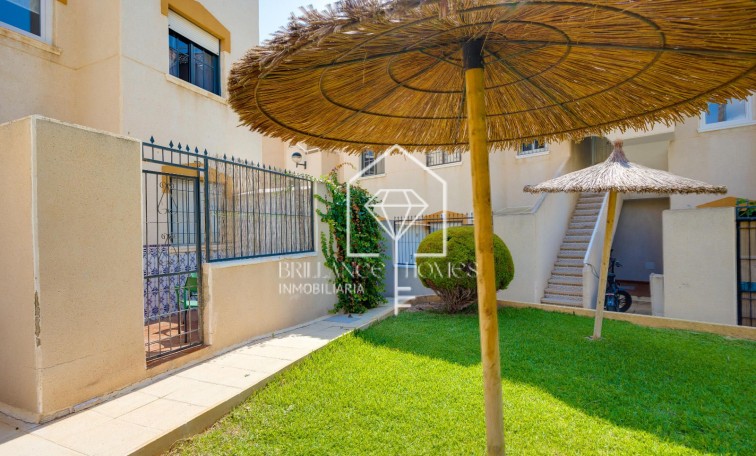 Sprzedaż - Apartament - Punta Prima