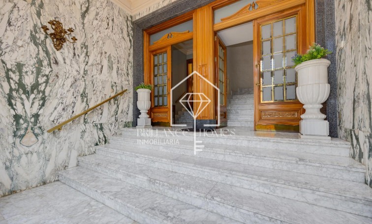 Sale - detached house - Callosa De Segura