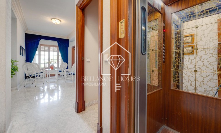 Sale - detached house - Callosa De Segura