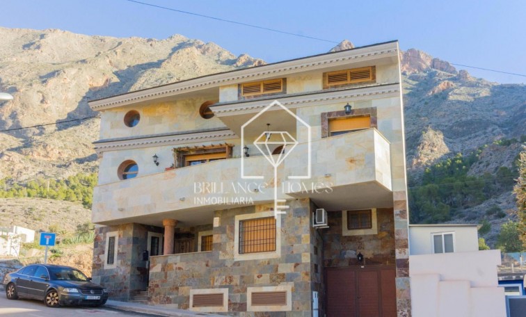 Sale - detached house - Redován