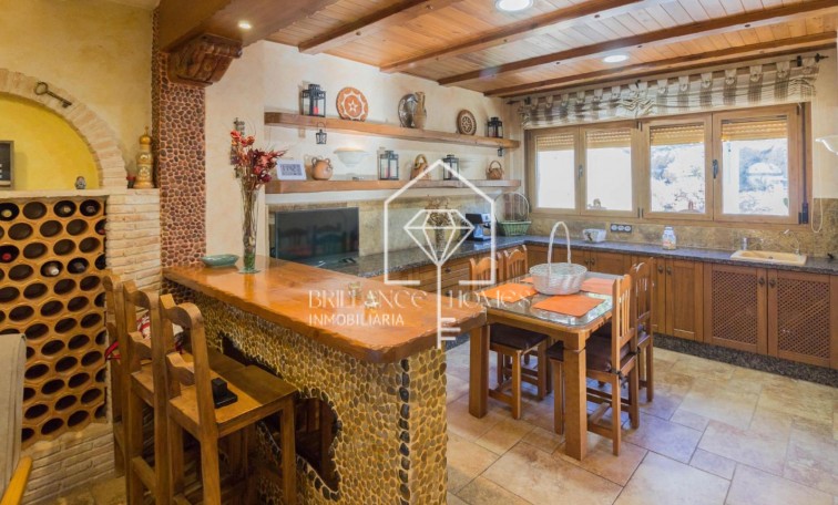 Sale - detached house - Redován