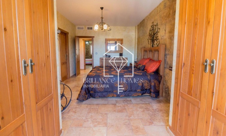 Sale - detached house - Redován